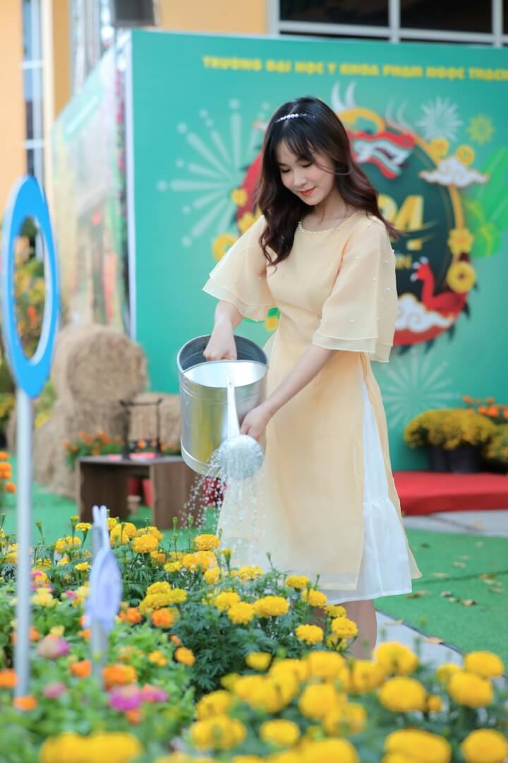 ao dai cach tan o phan quan