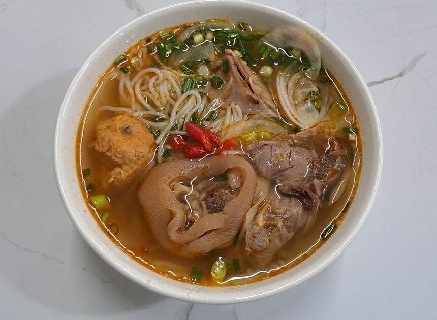 Bún bò bắp