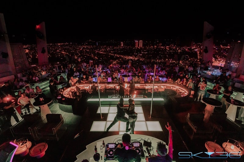 fun nightlife at sky36 bar danang