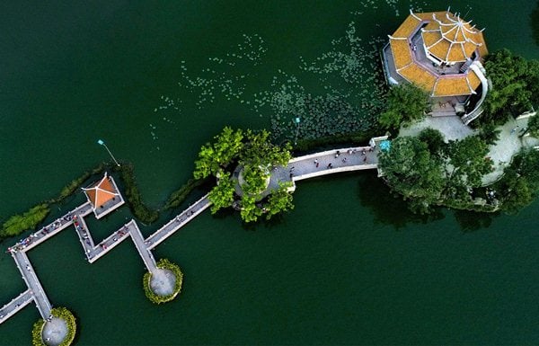 Cuu Khuc Bridge