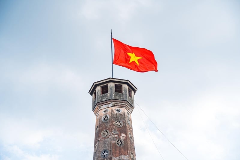 national flag of vietnam