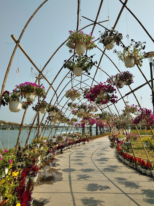 biking road along perfume river