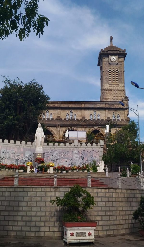 stone church in nha trang city