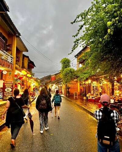 visit Hoi An Ancient City at night