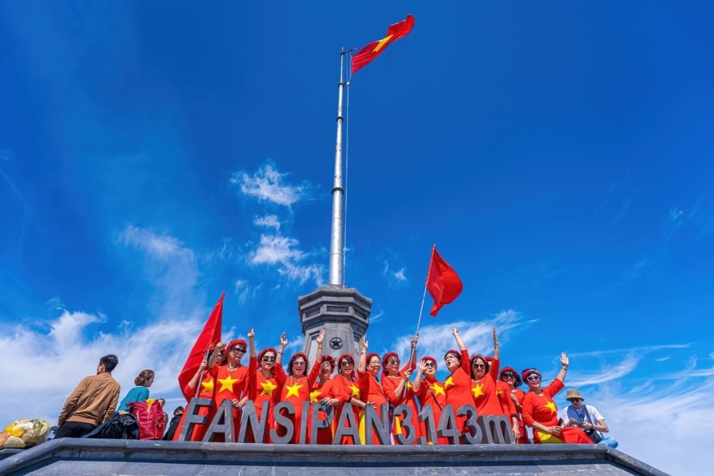 fansipan mountain vietnam