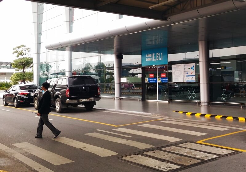 Arrival domestic gate at Terminal 1 Noi Bai Airpport