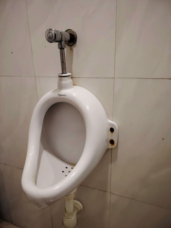 Male Vietnamese toilet